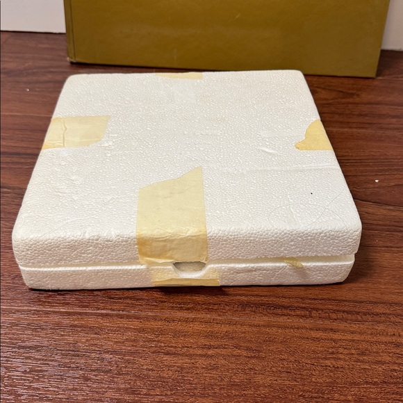 ELVIS PRESLEY
HEARTBREAK HOTEL
COLLECTOR PLATE NATE
GIORGIO 1ST ISSUE - Picture 14 of 14